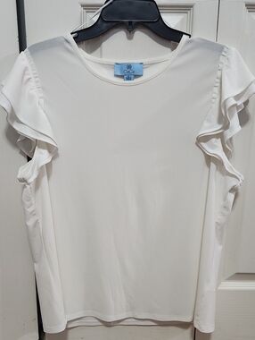 CeCe White Ruffle Sleeve Blouse